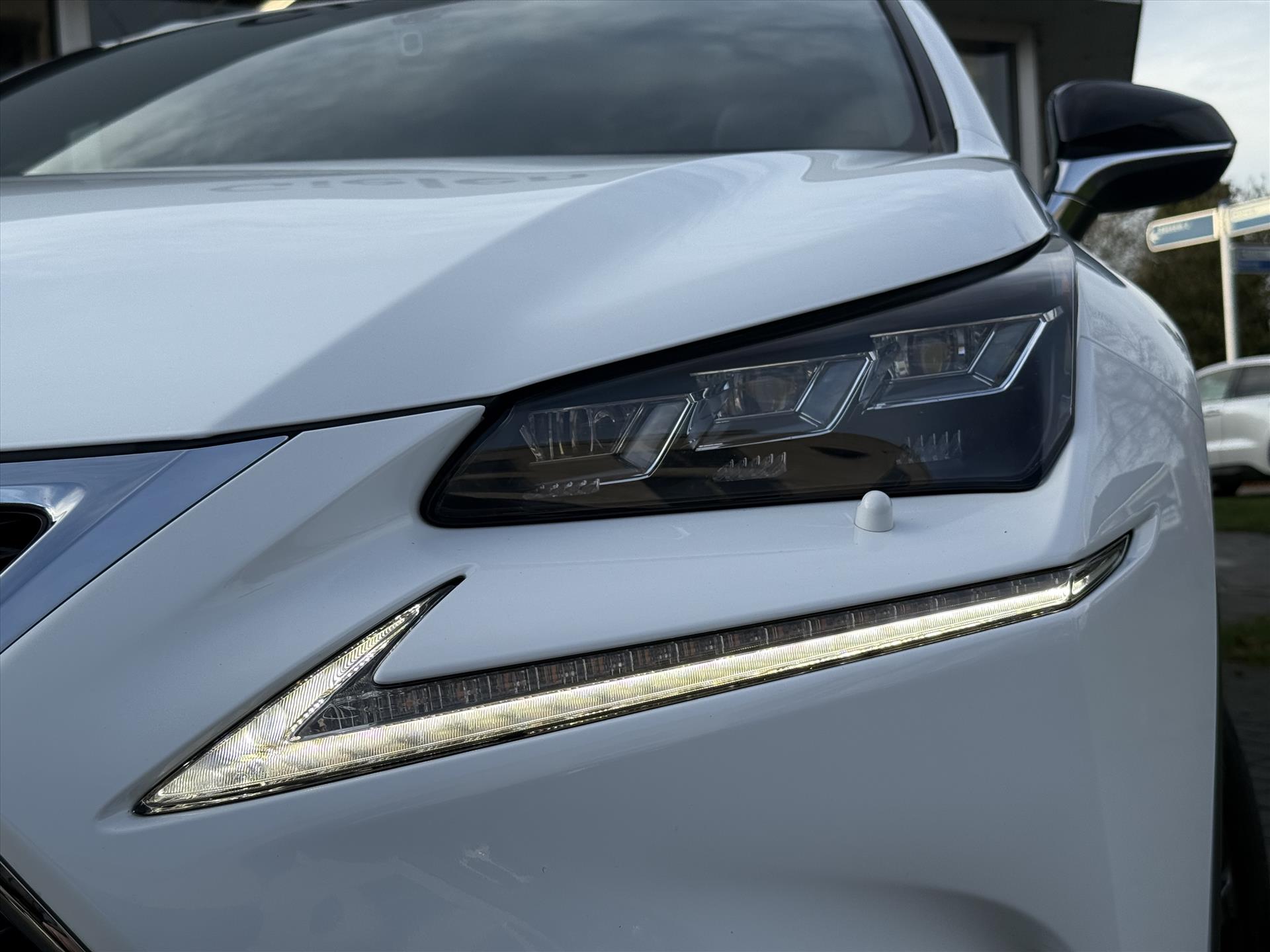 Lexus NX 300h AWD F Sport Line | Schuifdak, Trekhaak, Leer, Stoel + Stuurverwarming, Tripple LED, Adaptive cruise control, 1500KG Trekgew 49682205-4.jpg | Autobedrijf Gielen