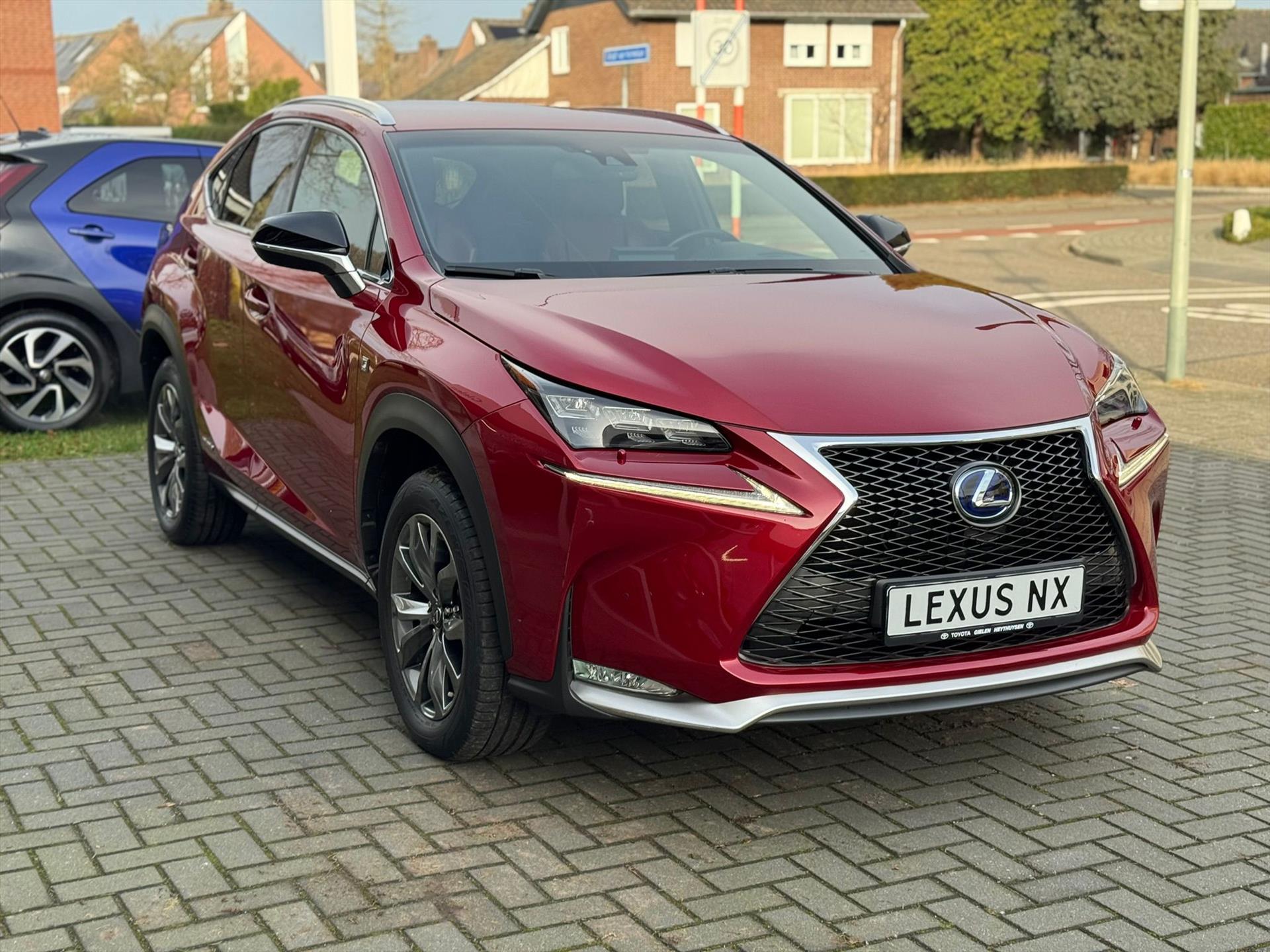 Lexus NX 300h AWD F Sport Line | Trekhaak, Head up display, Stoelverwarming, Leer, Parkeersensoren, Keyless, Elektrische achterklep, Wein 49689111-4.jpg | Autobedrijf Gielen