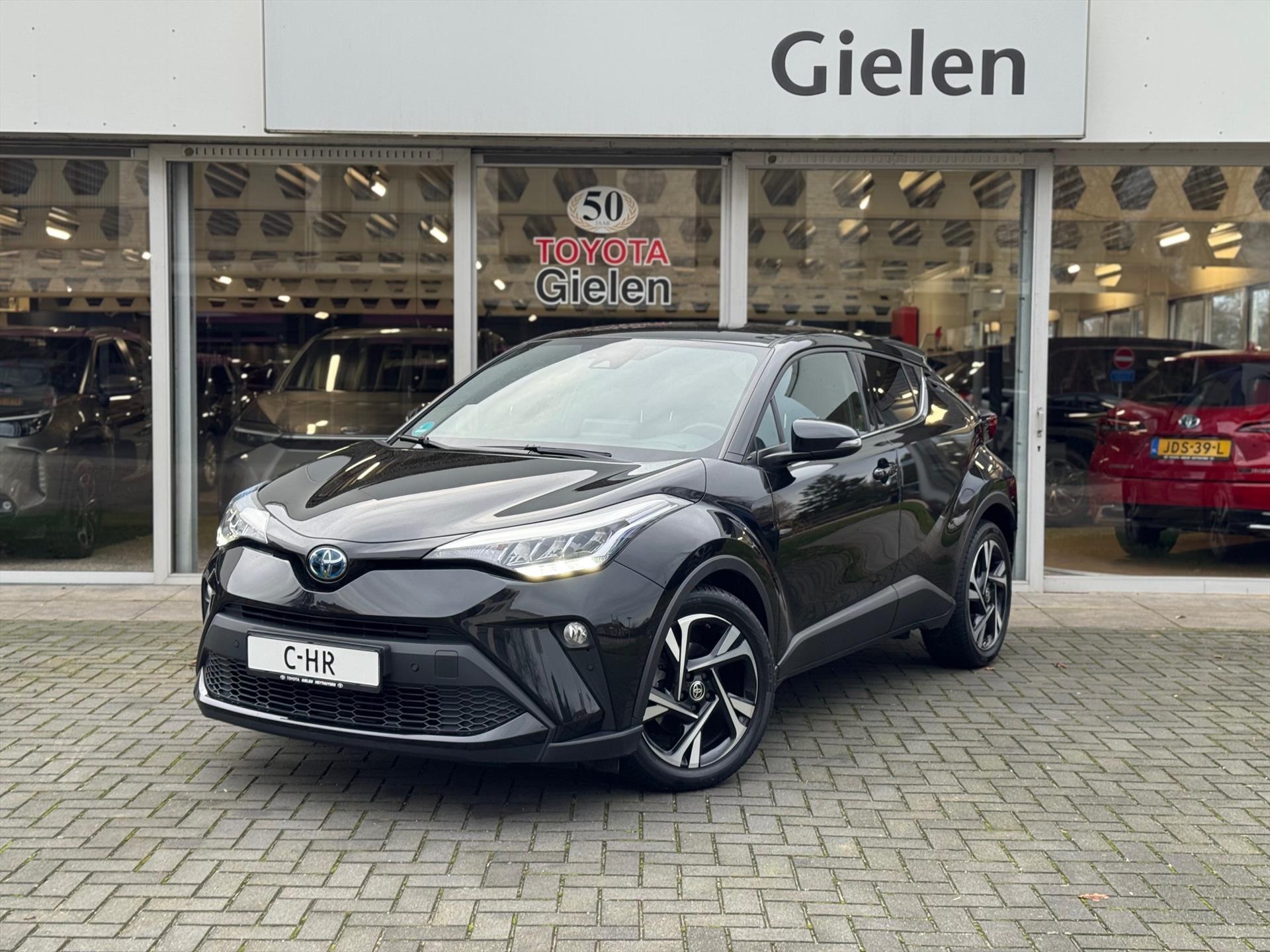 Toyota C-HR 1.8 Hybrid Style | Nieuwe multimedia, Dodehoekherkenning, Stoel + Stuurverwarming, Keyless, 18 inch 50057455-0.jpg | Autobedrijf Gielen