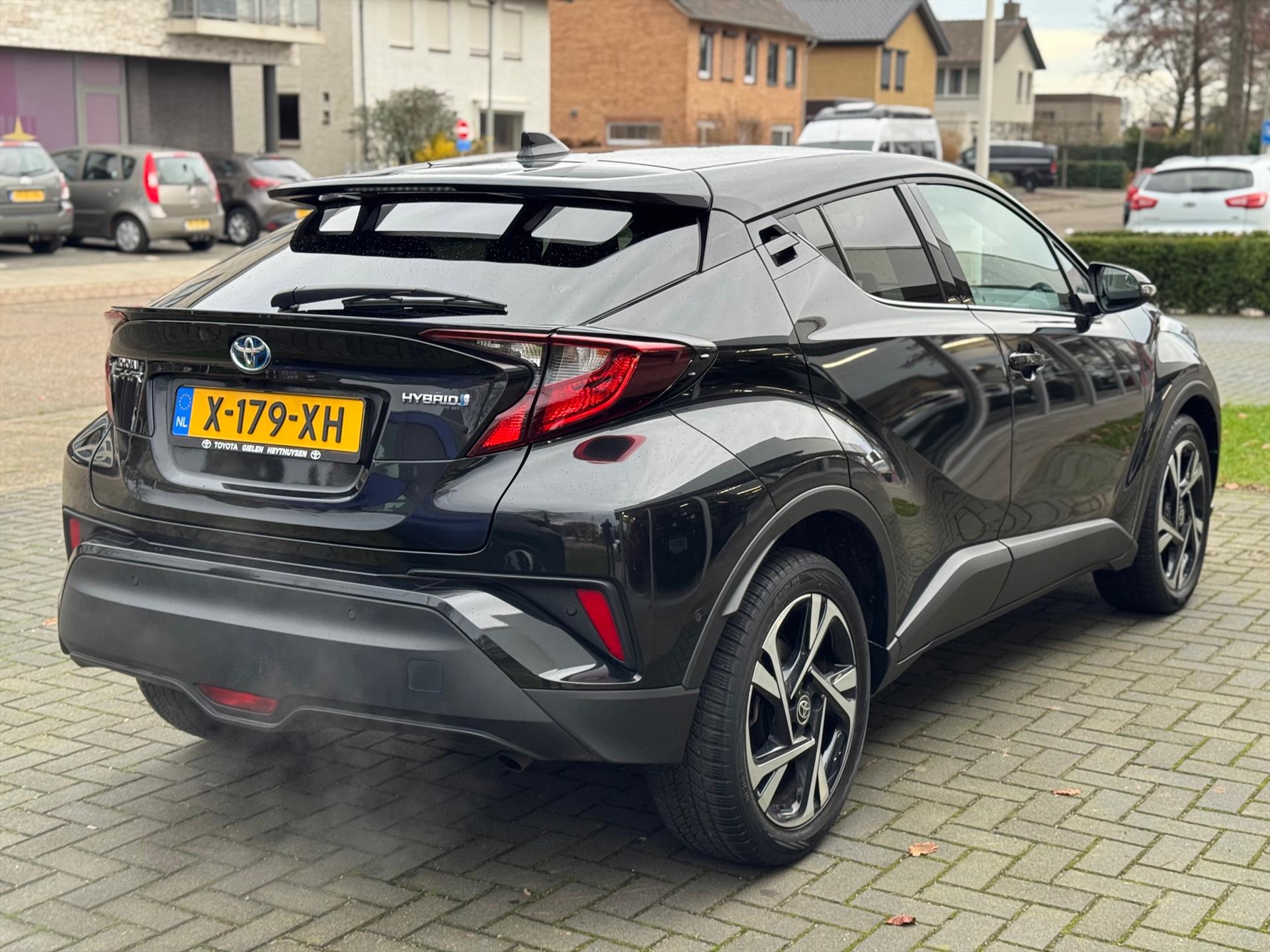 Toyota C-HR 1.8 Hybrid Style | Nieuwe multimedia, Dodehoekherkenning, Stoel + Stuurverwarming, Keyless, 18 inch 50057455-4.jpg | Autobedrijf Gielen
