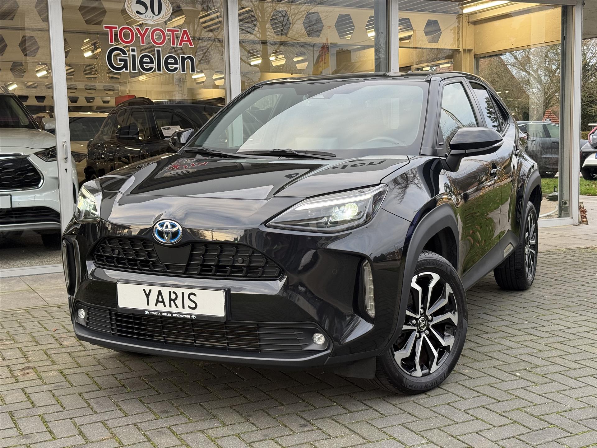 Toyota Yaris Cross 1.5 Hybrid Dynamic Plus | Dodehoekherkenning, Parkeersensoren, Stoel + Stuurverwarming, Smart Connect 50114895-2.jpg | Autobedrijf Gielen