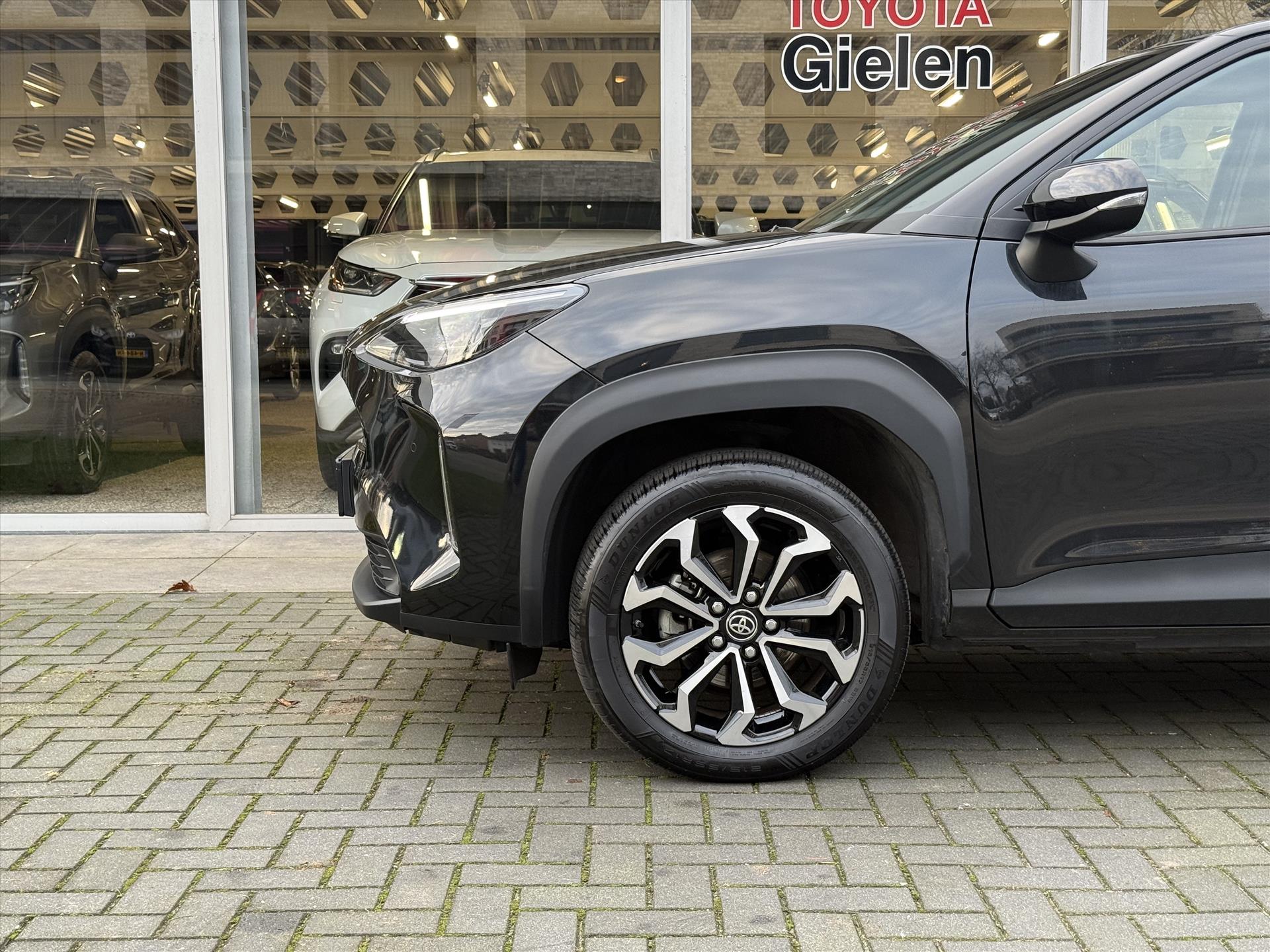 Toyota Yaris Cross 1.5 Hybrid Dynamic Plus | Dodehoekherkenning, Parkeersensoren, Stoel + Stuurverwarming, Smart Connect 50114895-4.jpg | Autobedrijf Gielen