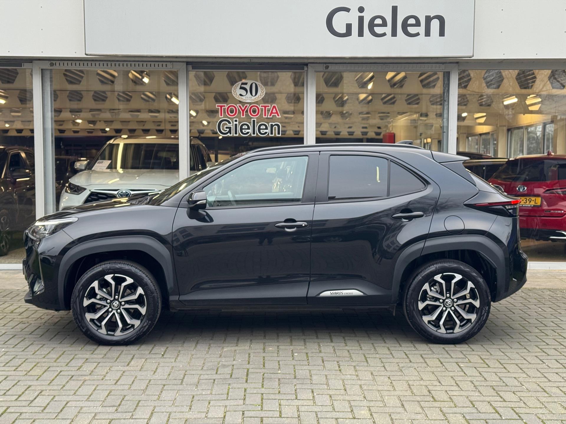 Toyota Yaris Cross 1.5 Hybrid 130pk Dynamic Plus Comfort Pack | Dodehoekherkenning, Parkeersensoren, Stoel + Stuurverwarming 50195055-2.jpg | Autobedrijf Gielen