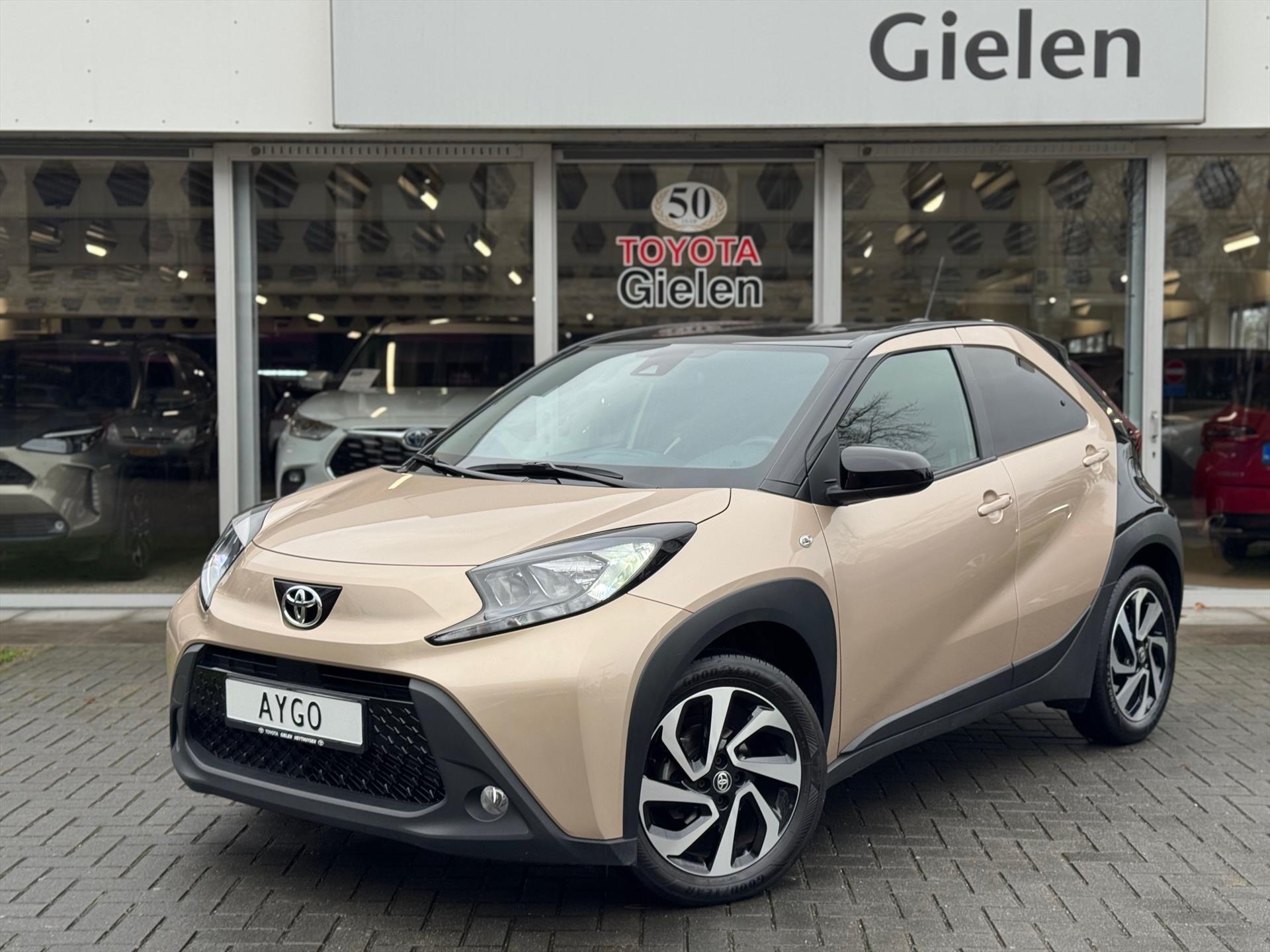 Toyota Aygo X 1.0 VVT-i Automaat Pulse | Stoelverwarming, Airconditioning, Apple CarPlay/Android Auto, Bi-Tone, 17 inch Lichtmetalen velgen 50353430-0.jpg | Autobedrijf Gielen