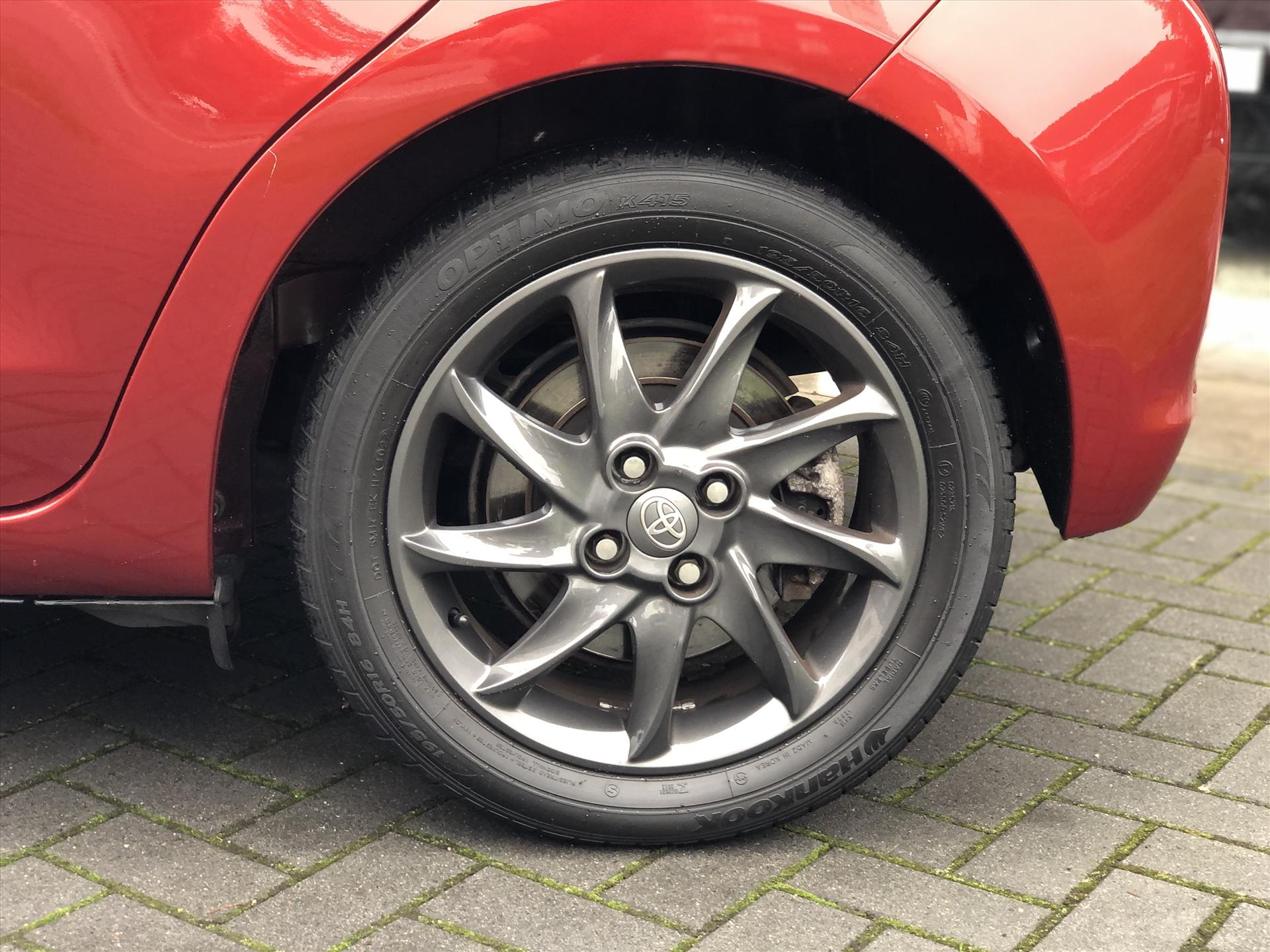 Toyota Yaris 1.5 Full Hybrid Aspiration Plus | Lichtmetalen velgen, Parkeercamera, Climate control, Cruise control, Zeer netjes! 50484770-4.jpg | Autobedrijf Gielen