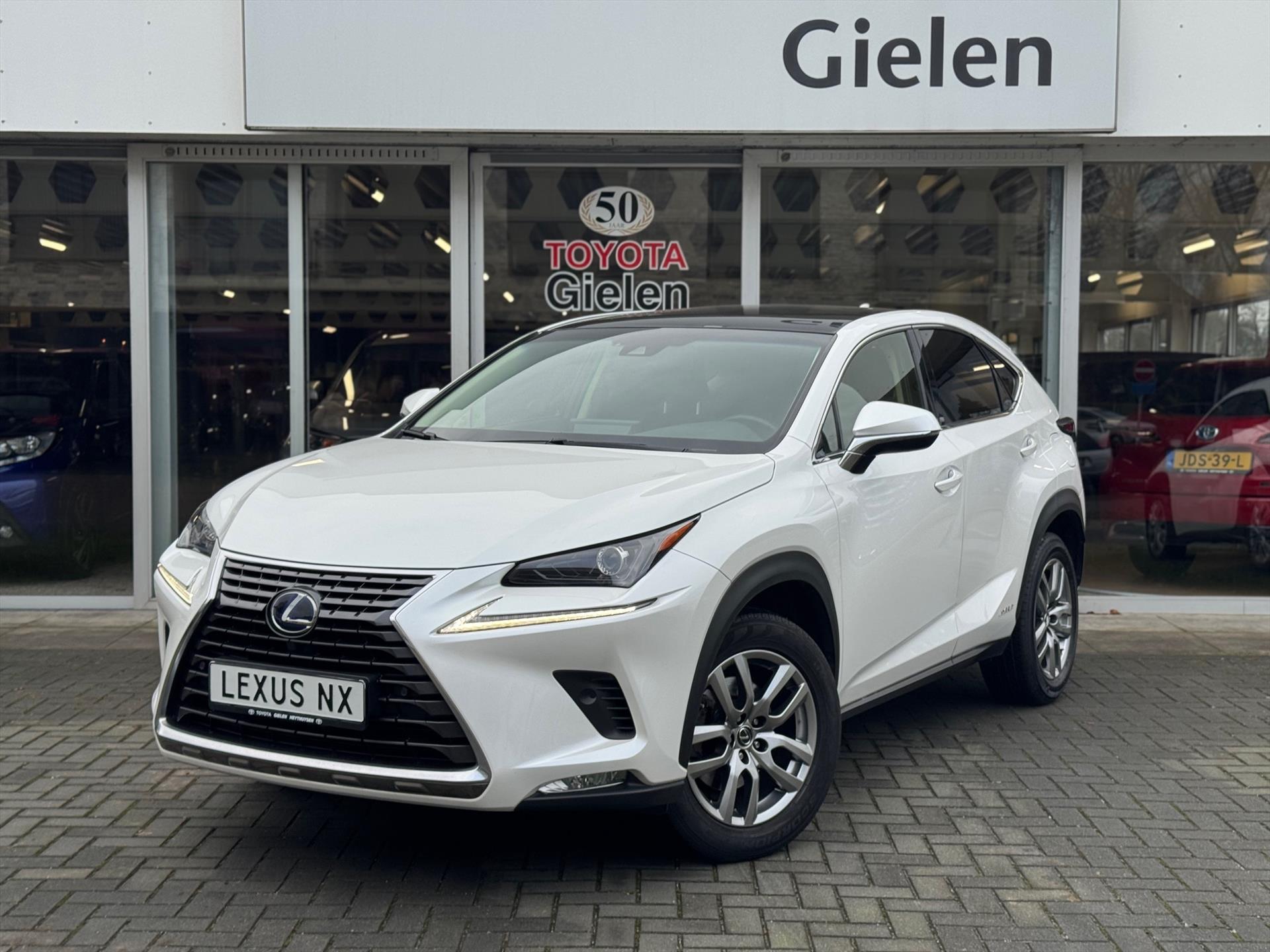 Lexus NX 300h AWD Luxury Line | Facelift, Panoramadak, Leer, Stoelverwarming, Groot scherm, Navigatie, Adaptive cruise control, 18 inch 50520459-0.jpg | Autobedrijf Gielen