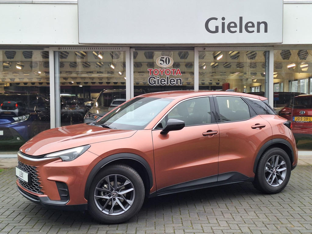 Lexus LBX 1.5 Comfort & Safety Pack | Dodehoekherkenning, Parkeersensoren, Keyless, Stoelverwarming, Sonnic Copper 50615742-0.jpg | Autobedrijf Gielen