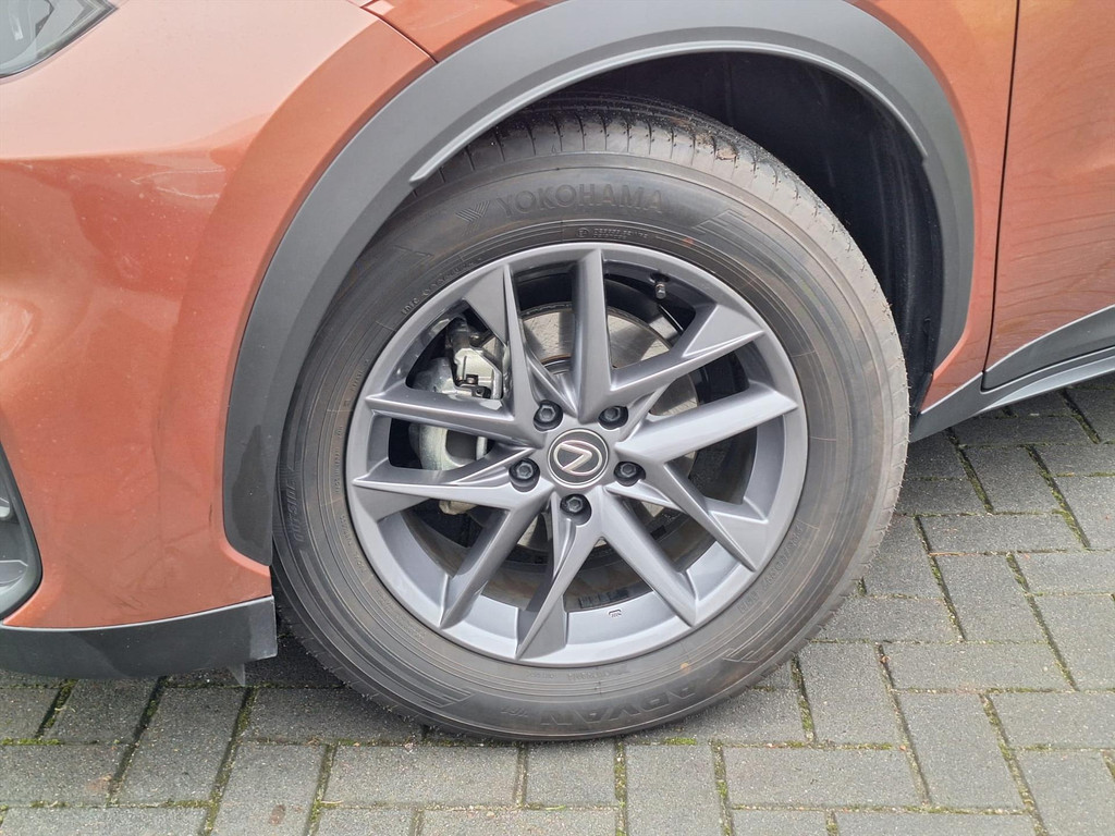 Lexus LBX 1.5 Comfort & Safety Pack | Dodehoekherkenning, Parkeersensoren, Keyless, Stoelverwarming, Sonnic Copper 50615742-3.jpg | Autobedrijf Gielen