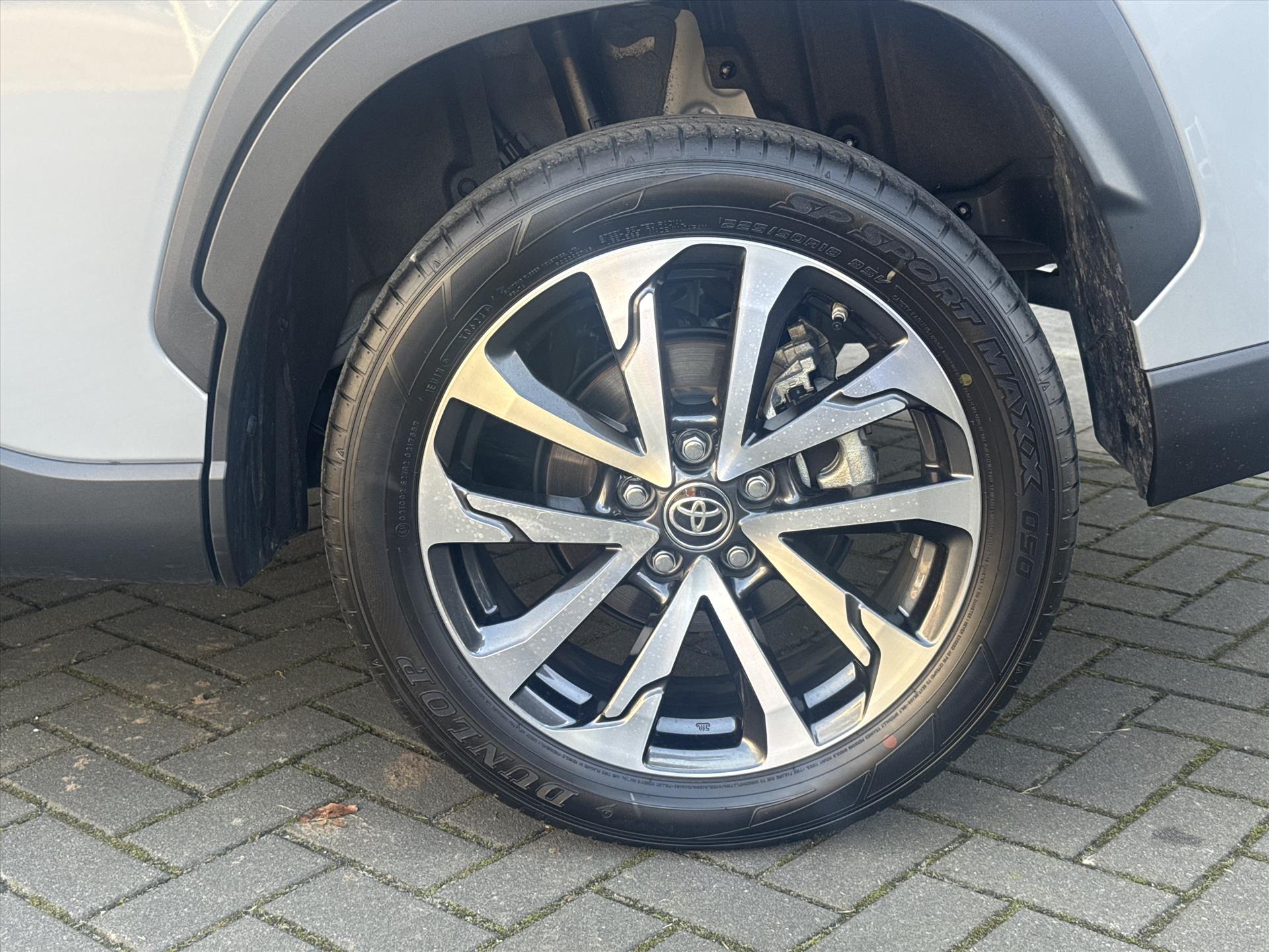 Toyota Corolla Cross 1.8 Hybrid Style | Dynamic, Elektrische achterklep, 18 inch, Keyless, Privacy glass 50615830-3.jpg | Autobedrijf Gielen