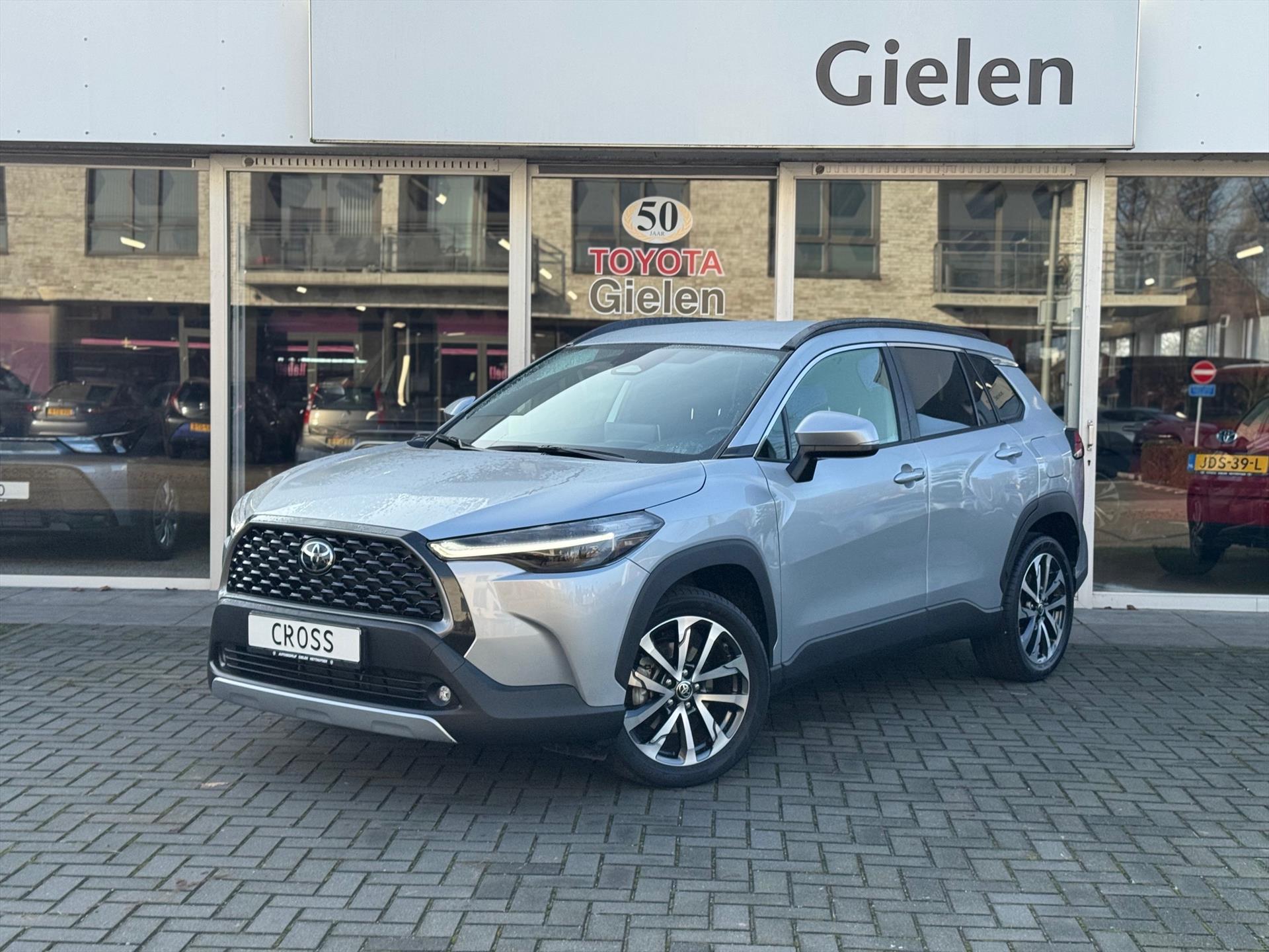 Toyota Corolla Cross 1.8 Hybrid Style | Dynamic, Elektrische achterklep, 18 inch, Keyless, Privacy glass 50615919-0.jpg | Autobedrijf Gielen