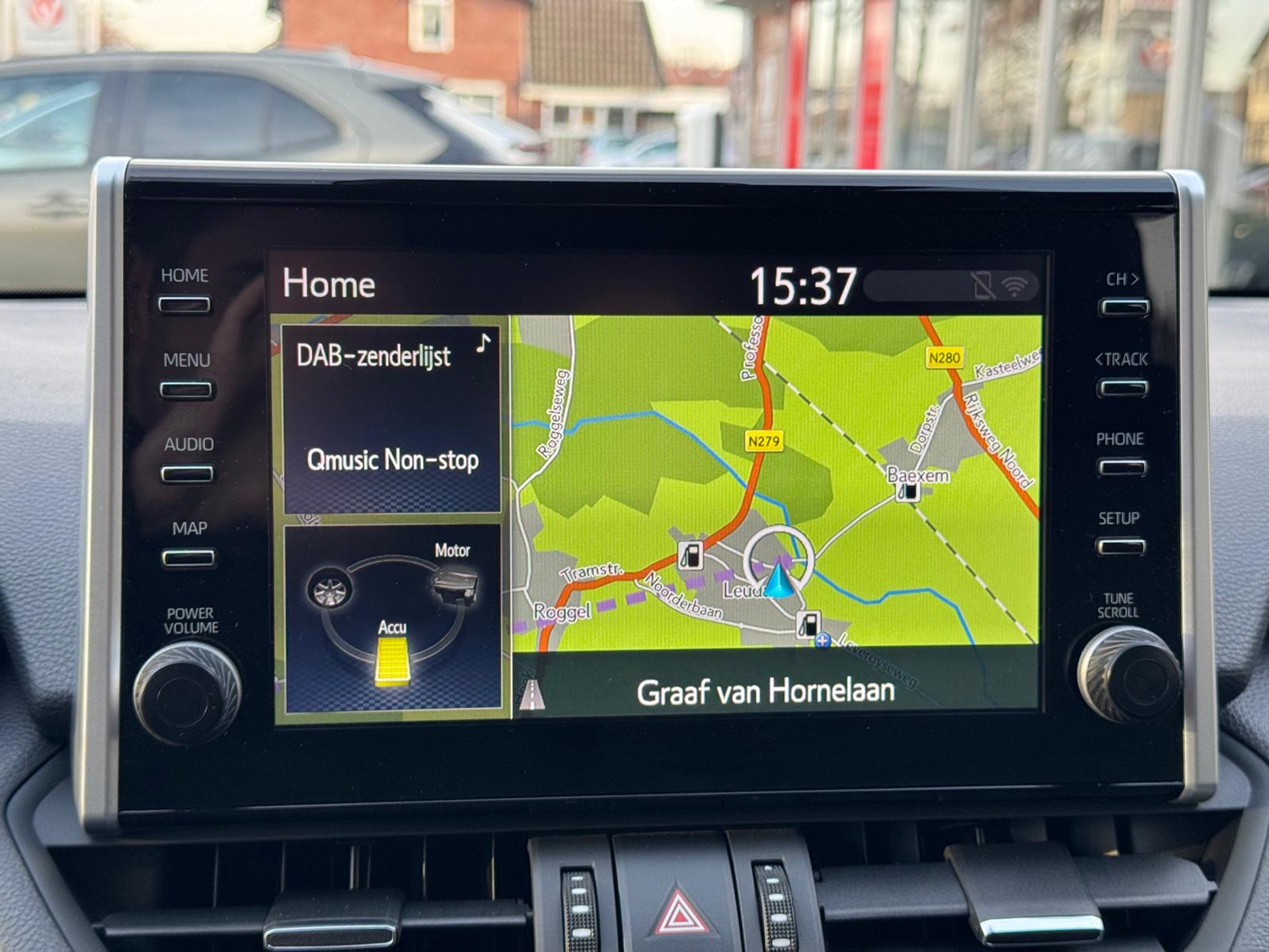 Toyota RAV4 2.5 Plug-in Hybrid AWD Style | Trekhaak, Head up display, Dodehoekherkenning, Parkeersensoren, Stoel + Stuurverwarming 50685979-18.jpg | Autobedrijf Gielen