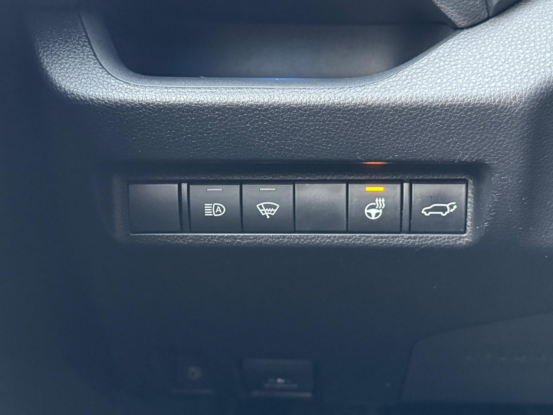 Toyota RAV4 2.5 Plug-in Hybrid AWD Style | Trekhaak, Head up display, Dodehoekherkenning, Parkeersensoren, Stoel + Stuurverwarming 50685979-24.jpg | Autobedrijf Gielen