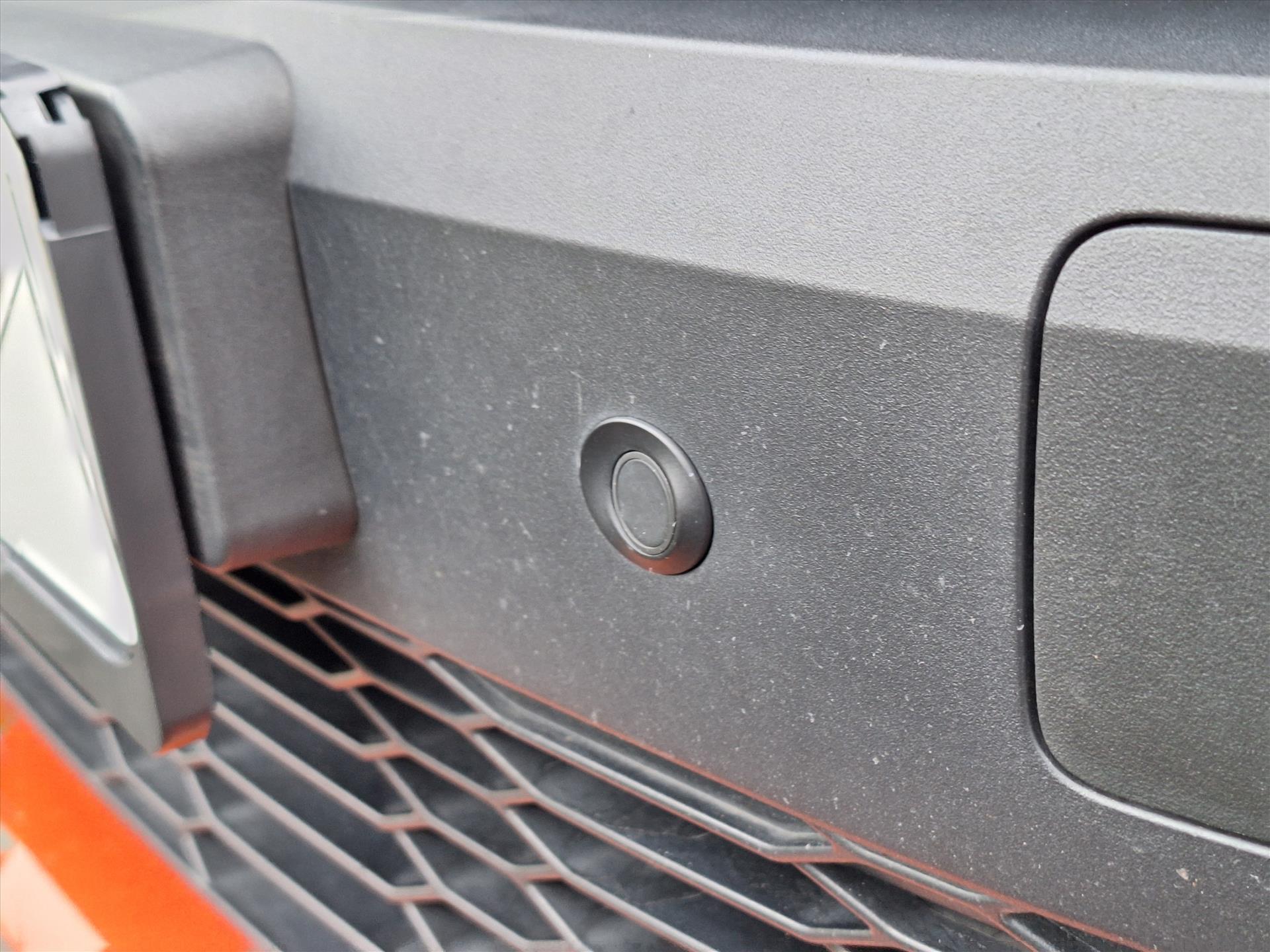 Toyota C-HR 2.0 Hybrid Launch Edition | Leer, Dodehoekherkenning, Parkeersensoren, Stoel + Stuurverwarming, Bi-Tone 50847494-4.jpg | Autobedrijf Gielen