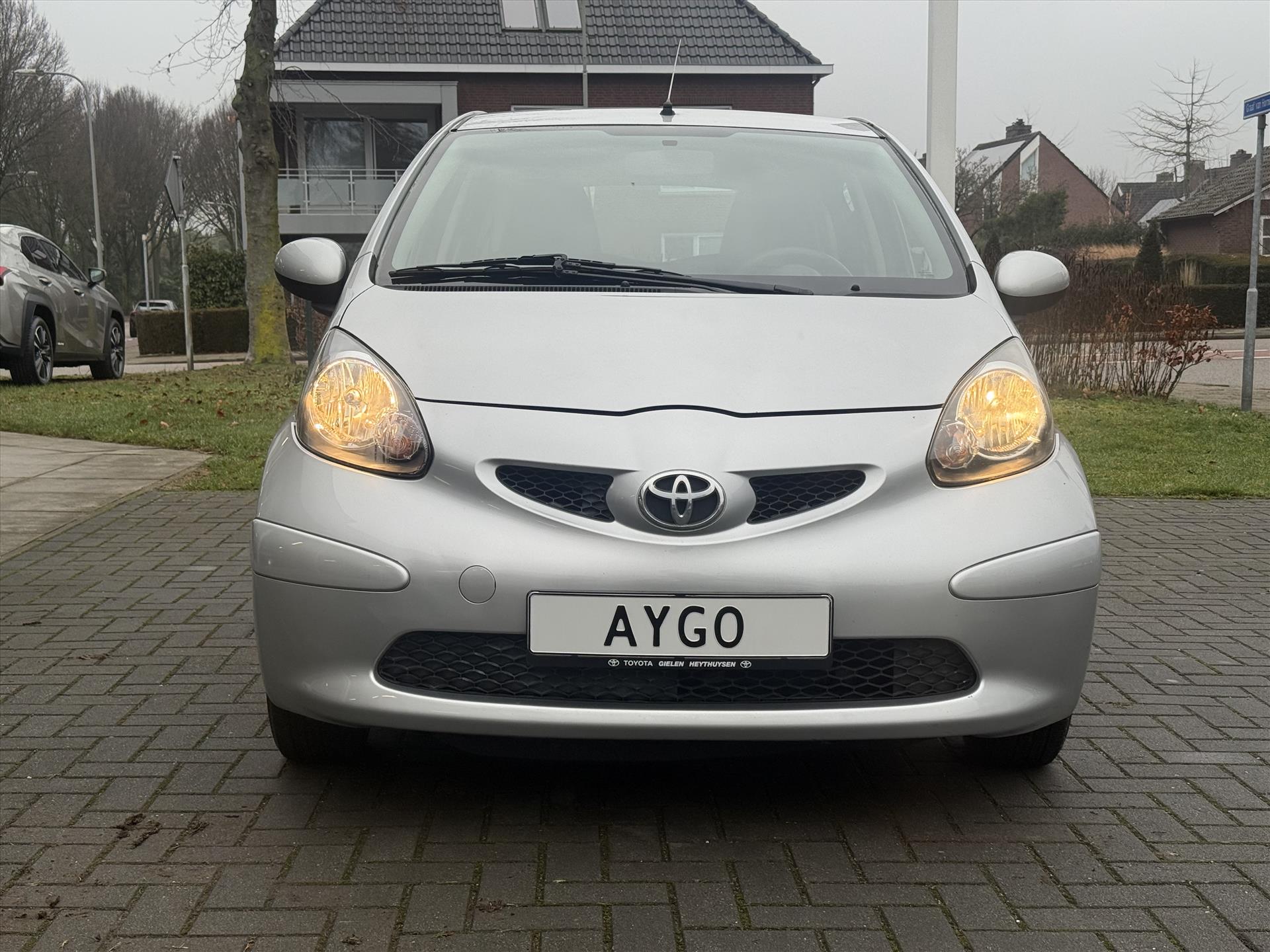 Toyota Aygo 1.0 VVT-I 5DRS Plus | Eerste eigenaar, Airconditioning, Radio/CD-Speler, Nieuw geleverd + onderhouden 50937596-4.jpg | Autobedrijf Gielen