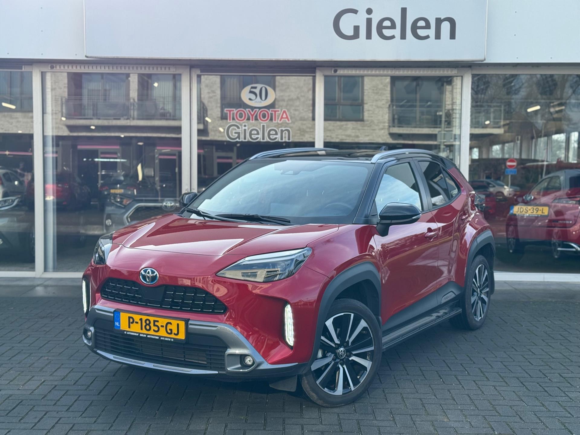 Toyota Yaris Cross 1.5 Hybrid Adventure AWD | Head up display, Elektrische achterklep, Leer, Stoel + Stuurverwarming, Smart connect, December 2021, 50953826-0.jpg | Autobedrijf Gielen