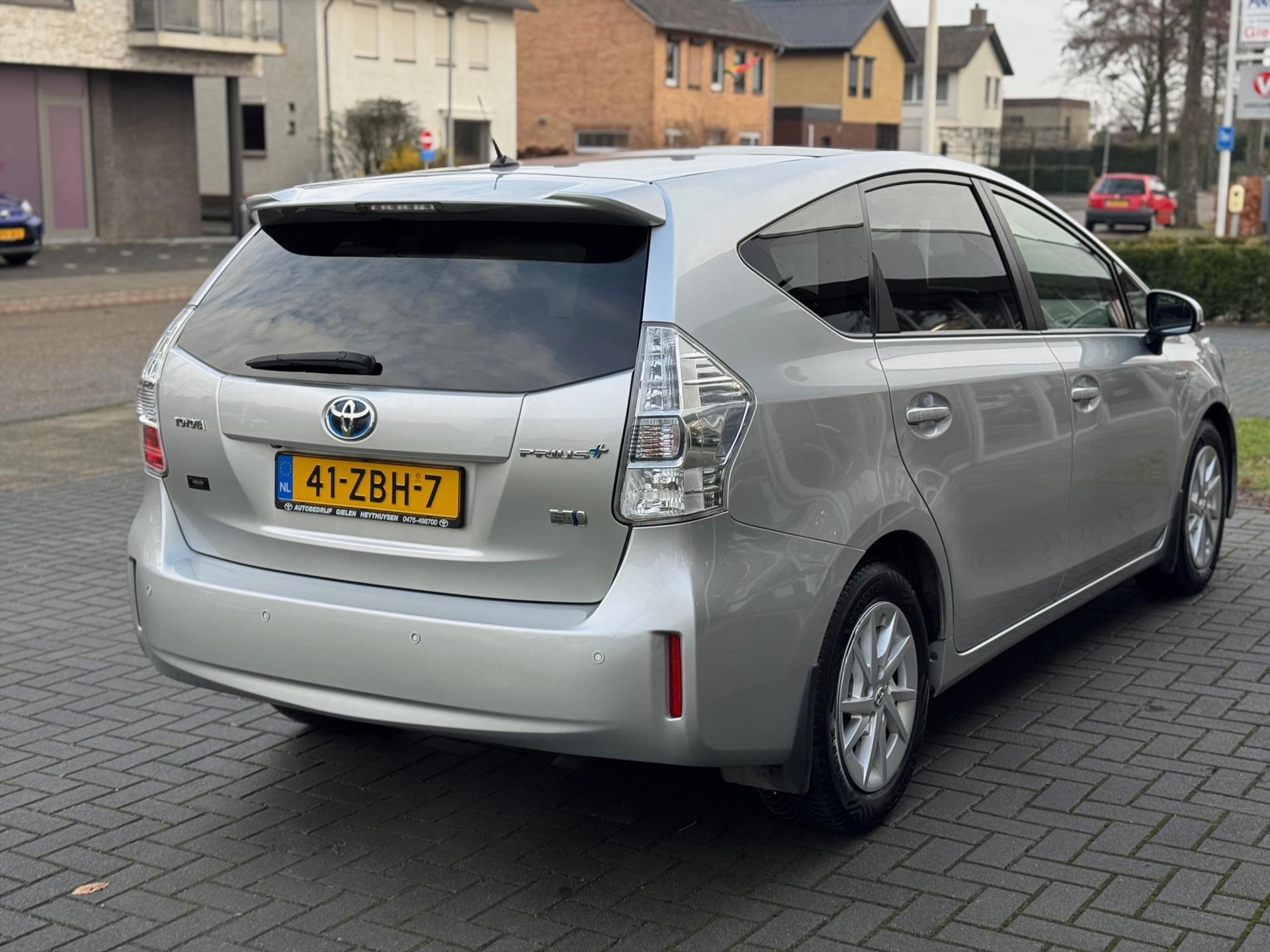 Toyota Prius+ 1.8 Hybrid Aspiration | Navigatie, Panoramadak, Parkeersensoren, Head Up Display | Climate Control 51042485-3.jpg | Autobedrijf Gielen