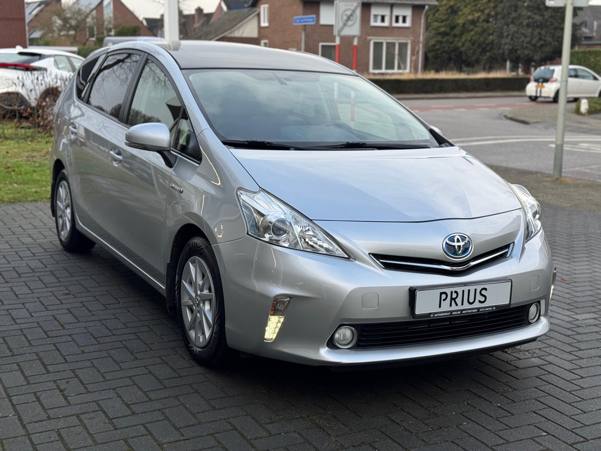 Toyota Prius+ 1.8 Hybrid Aspiration | Navigatie, Panoramadak, Parkeersensoren, Head Up Display | Climate Control 51042485-4.jpg | Autobedrijf Gielen