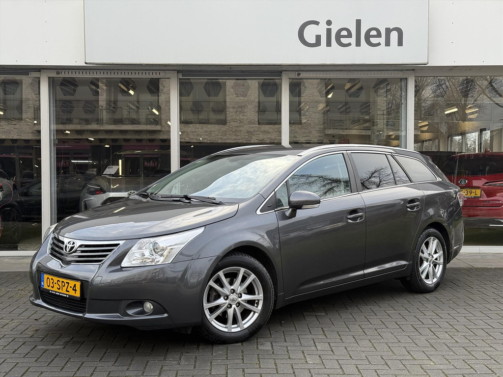 Toyota Avensis 1.8 VVT-i 147pk Automaat Business | Trekhaak, Parkeersensoren, Camera, Cruise control, 17inch 51135085-0.jpg | Autobedrijf Gielen