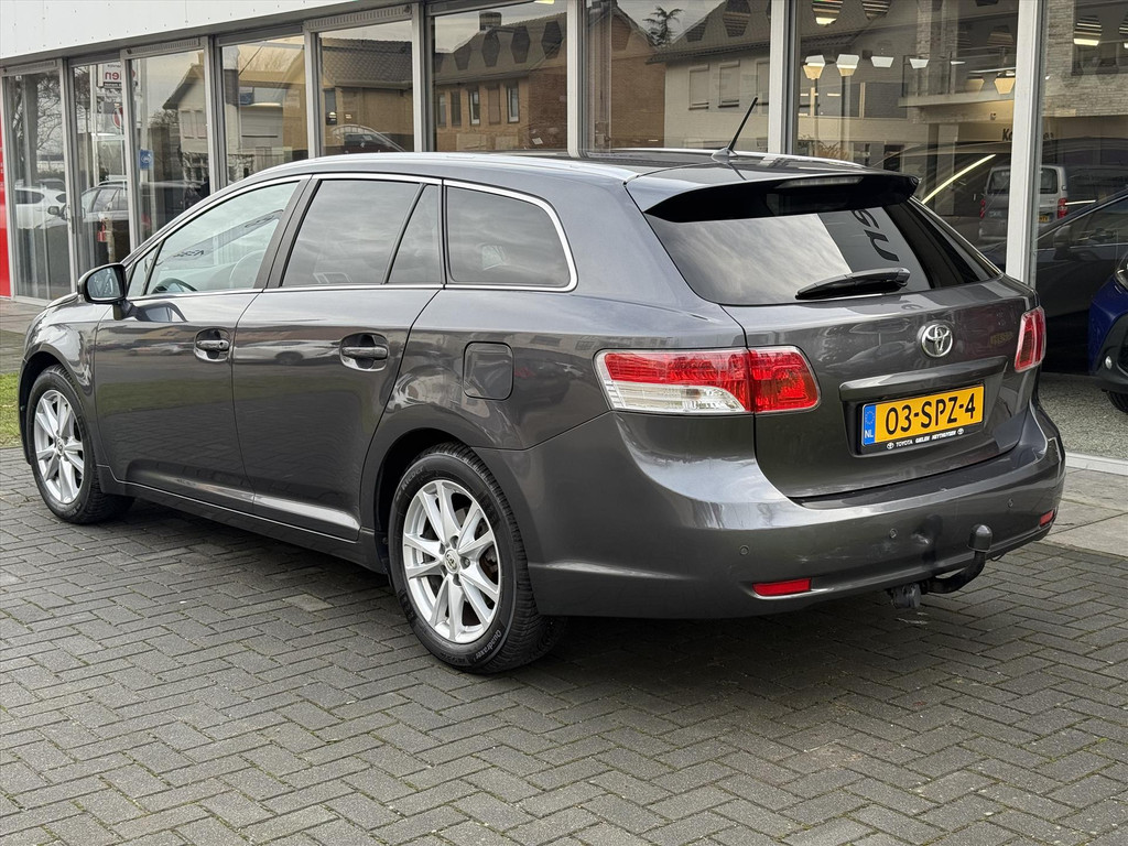 Toyota Avensis 1.8 VVT-i 147pk Automaat Business | Trekhaak, Parkeersensoren, Camera, Cruise control, 17inch 51135085-1.jpg | Autobedrijf Gielen