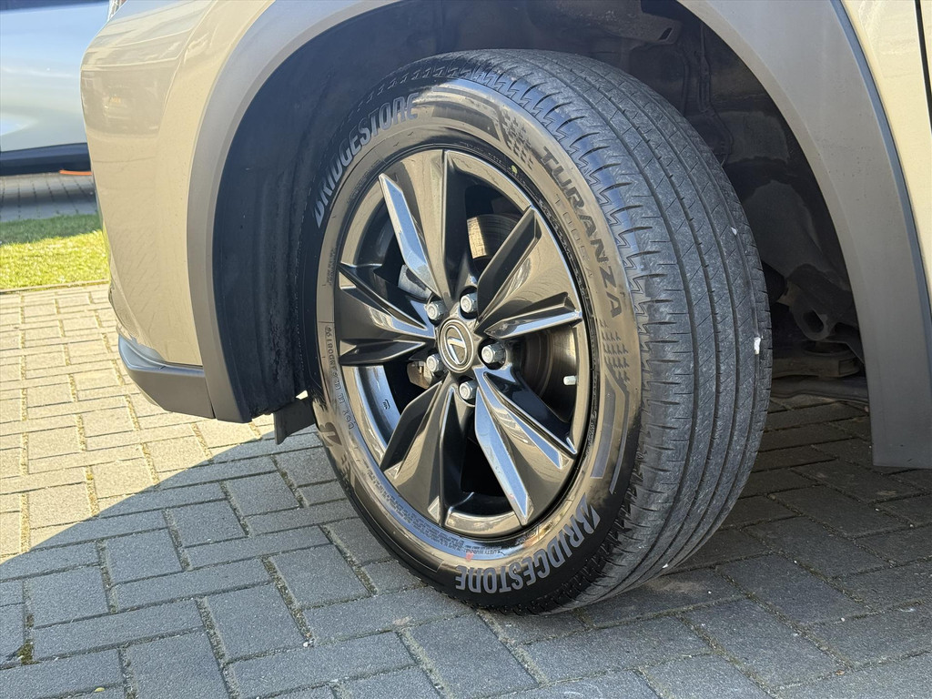 Lexus UX 250h 184pk Luxury Line | Stoel + Stuurverwarming, Parkeersensoren, Keyless, DAB, Adaptive cruise control 51209679-4.jpg | Autobedrijf Gielen
