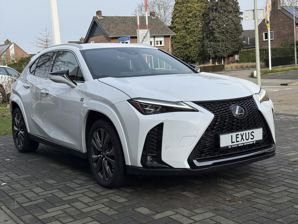 Lexus UX 250h F Sport Line | Facelift, Head up display, Blind Spot, 18 inch, Parkeersensoren, Stoel + Stuurverwarming, Groot scherm 51209699-4.jpg | Autobedrijf Gielen