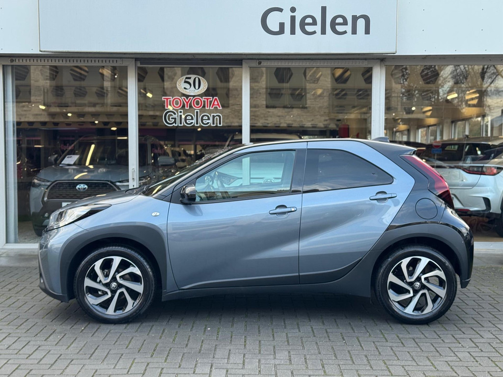 Toyota Aygo X 1.0 VVT-i MT Pulse Bi-tone | Celestite grey, 17 inch, Privacy glass, Apple CarPlay/Android auto, Airconditioning, Parkeercamera 51214342-1.jpg | Autobedrijf Gielen