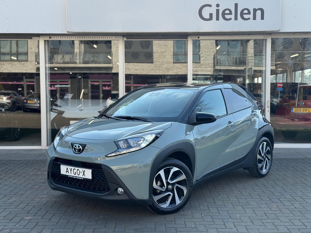 Toyota Aygo X 1.0 VVT-i MT Pulse Bi-tone | Urban Khaki, 17 inch, Privacy glass, Apple CarPlay/Android auto, Airconditioning, Parkeercamera 51214343-0.jpg | Autobedrijf Gielen