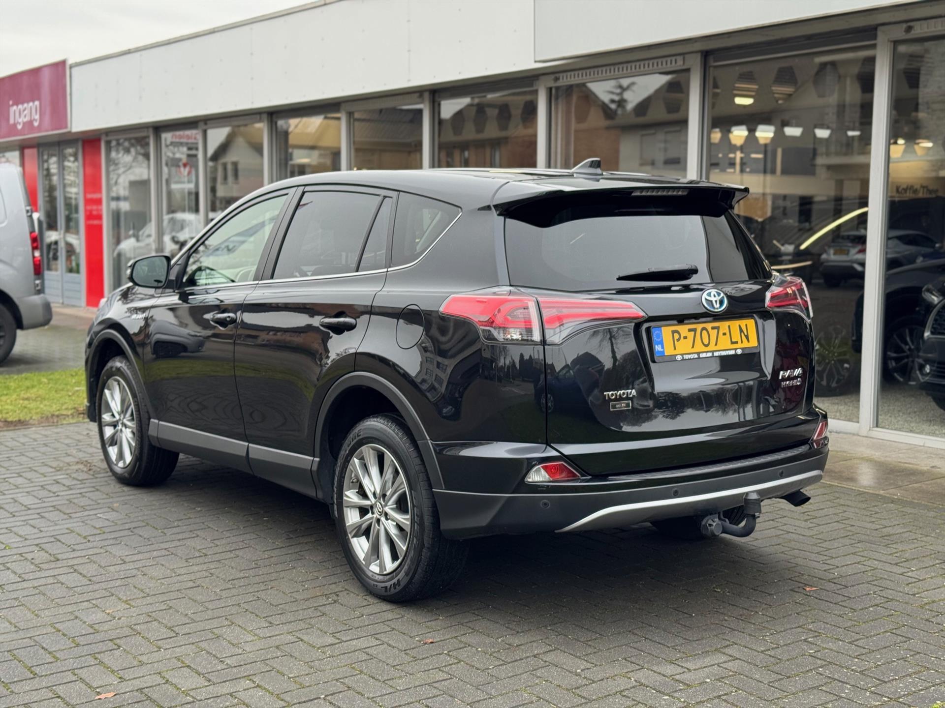 Toyota RAV4 2.5 Hybrid Style | Trekhaak, 18 inch, Stoel + Stuurverwarming, Keyless, Navigatie, Elektrische achterklep 51215315-3.jpg | Autobedrijf Gielen