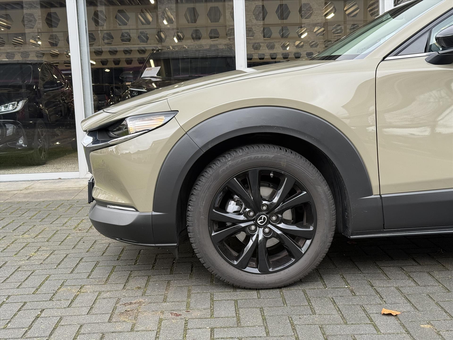 Mazda CX-30 E-SkyActiv-G Hybrid 140pk Homura | Head up display, Keyless, Elektrische achterklep, Stoelvewarming, Dodehoekherkenning, CarPlay 51302163-3.jpg | Autobedrijf Gielen