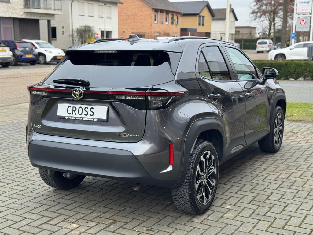 Toyota Yaris Cross 1.5 Hybrid 130PK Dynamic Plus | Winter Pack, 17 inch, Keyless, Stoel + Stuurverwarming, Privacy Glass 51311116-4.jpg | Autobedrijf Gielen