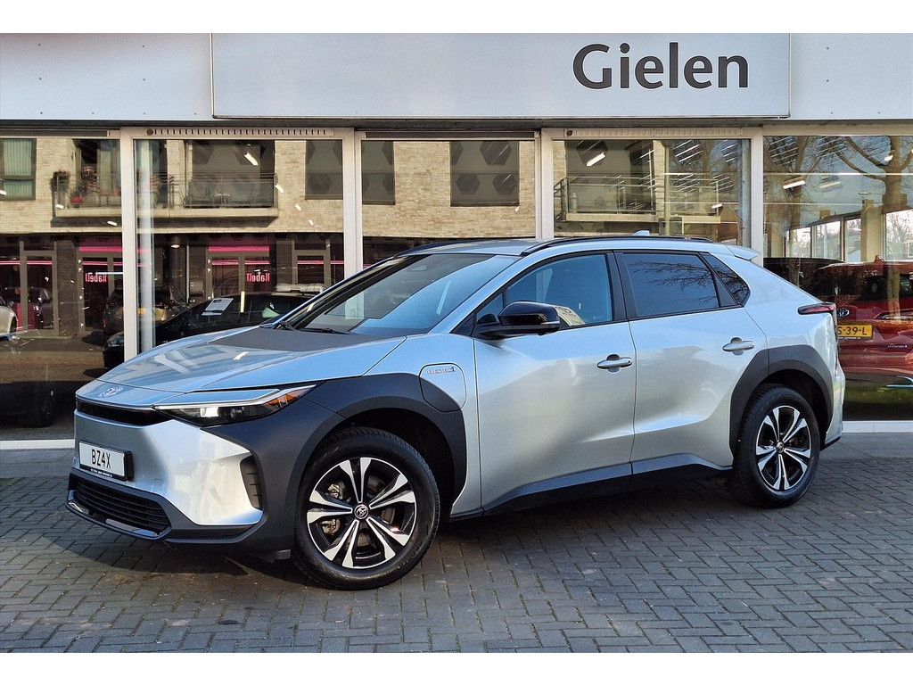 Toyota Bz4x 71,4 kWh Dynamic | 3-Fase, 360 Camera, Elektrische achterklep, Stoel + Stuurverwarming, Dodehoekherkenning, Parkeersensoren 51316574-0.jpg | Autobedrijf Gielen