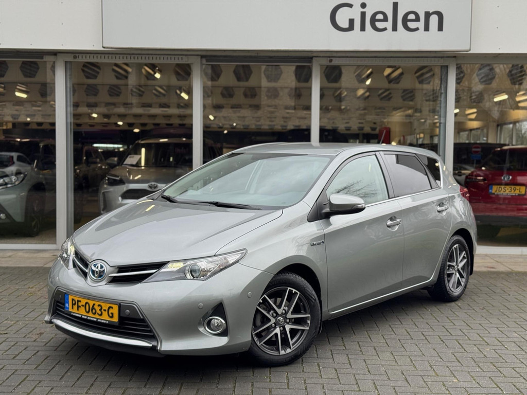 Toyota Auris 1.8 Hybrid Dynamic | Parkeersensoren, Cruise control, Parkeercamera, Bluetooth, Lichtmetalen velgen 51331752-0.jpg | Autobedrijf Gielen