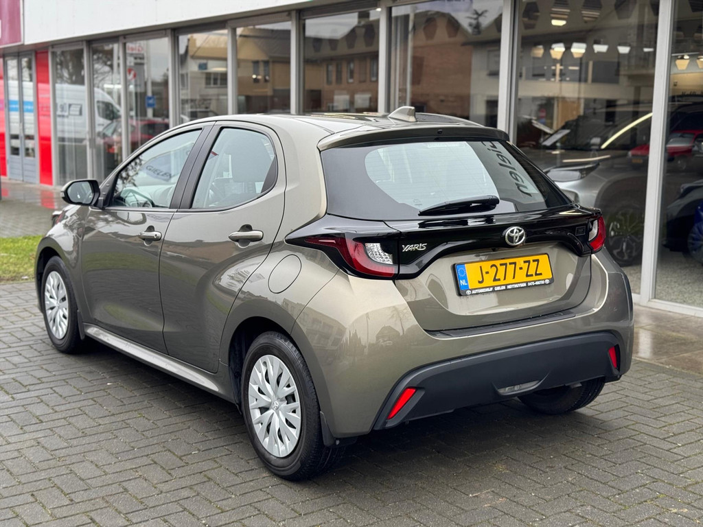 Toyota Yaris 1.5 VVT-i 125pk Active | Apple CarPlay/Android auto, Adaptive cruise control, Airconditioning, Oxyde bronze 51418637-3.jpg | Autobedrijf Gielen