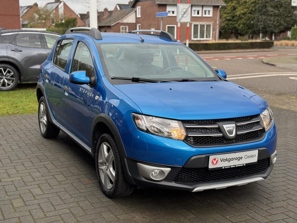 Dacia Sandero 0.9 Tce 90pk STEPWAY Lauréate | Cruise control, Parkeersensoren, Navigatie, Airco 51429100-4.jpg | Autobedrijf Gielen