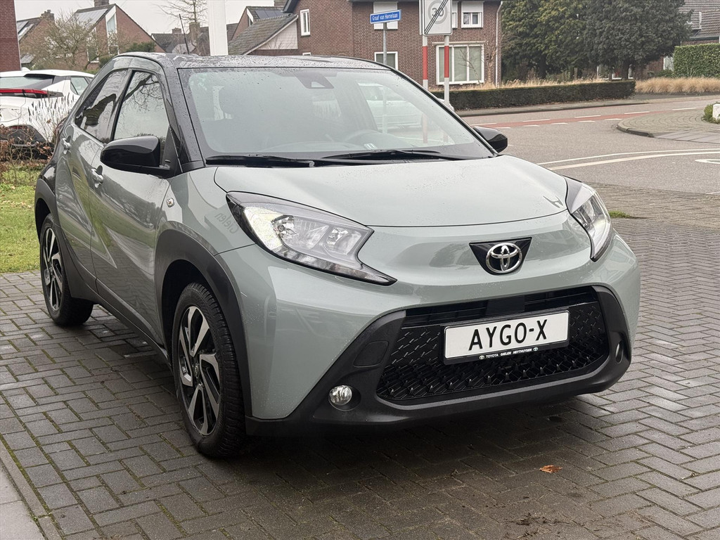 Toyota Aygo X 1.0 VVT-i S-CVT Automaat Pulse | Stoelverwarming, Bi-Tone, 17 inch, Privacy glass 51529539-4.jpg | Autobedrijf Gielen