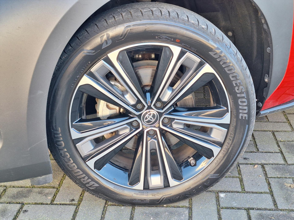 Toyota Bz4x 71,4 kWh Premium | Trekhaak, 20 inch, 360 camera, Half Leer, Bi-Tone, Dodehoekherkenning, Panoramadak, Parkeersensoren 51564452-4.jpg | Autobedrijf Gielen