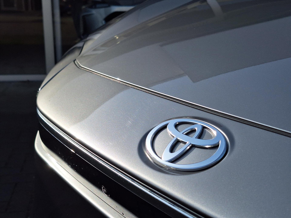 Toyota Bz4x 71,4 kWh 204pk Premium | Trekhaak, JBL, Panoramadak, 20 inch, Stoel + Stuurverwarming, Elektrische achterklep 51564542-3.jpg | Autobedrijf Gielen