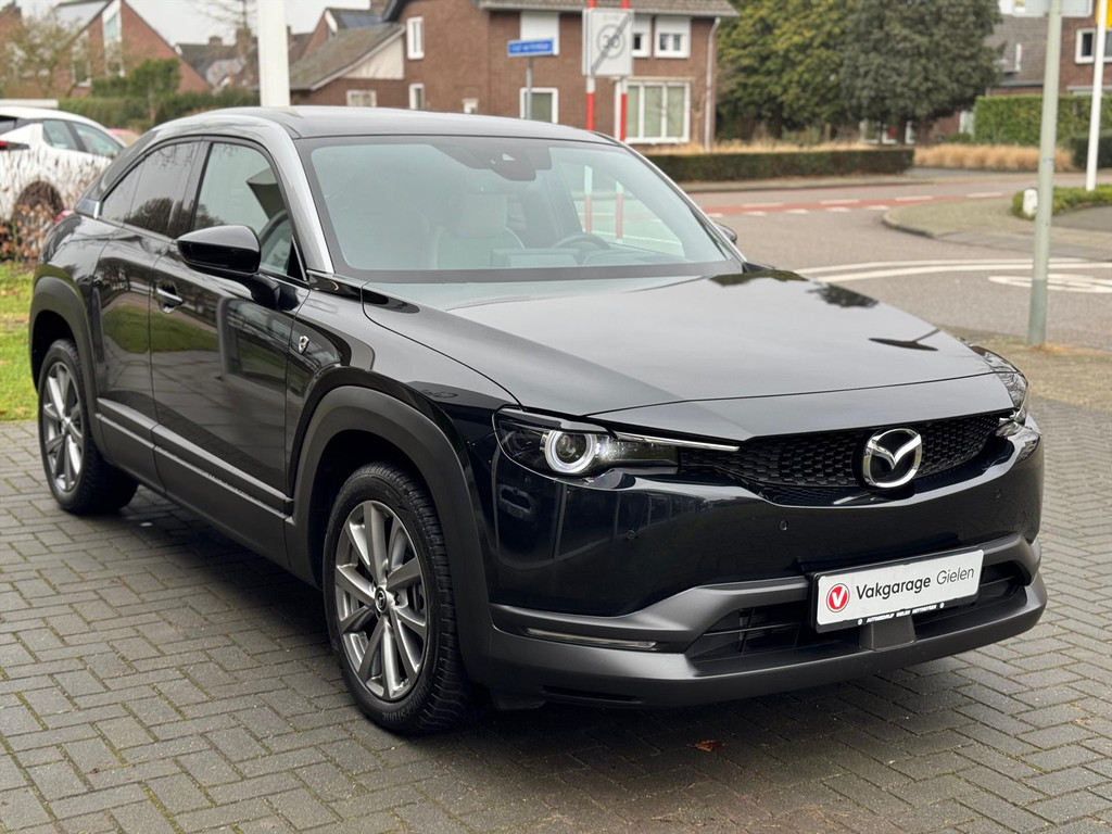 Mazda MX-30 e-SkyActiv R-EV 170pk Makoto | Geheugenfunctie, Bose, 360 Camera, Dodehoekherkenning, Stoel + Stuurverwarming, HUD 51582440-4.jpg | Autobedrijf Gielen