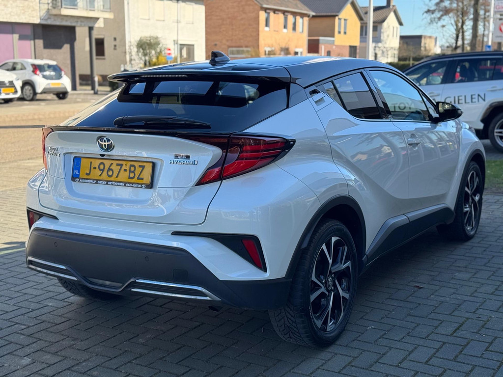 Toyota C-HR 2.0 Hybrid 184pk First Edition | JBL, Navigatie, Stoelverwarming, Apple CarPlay/Android Auto, Parkeersensoren, Blind Spot 51589387-3.jpg | Autobedrijf Gielen