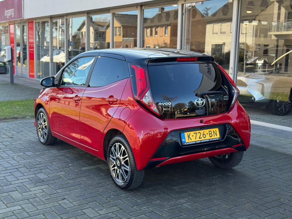 Toyota Aygo 1.0 VVT-i 72pk x-shift Automaat x-clusiv | Eerste eigenaar, Apple CarPlay, Lichtmetalen velgen, meest luxe, Nieuw geleverd! 51589791-3.jpg | Autobedrijf Gielen