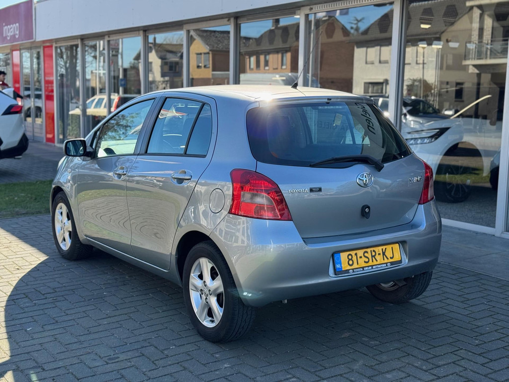 Toyota Yaris 1.3 VVT-I 5DR Luna | Climate control, Lichtmetalen velgen, Centrale deurvergrendeling, Elektrische ramen 51651657-2.jpg | Autobedrijf Gielen