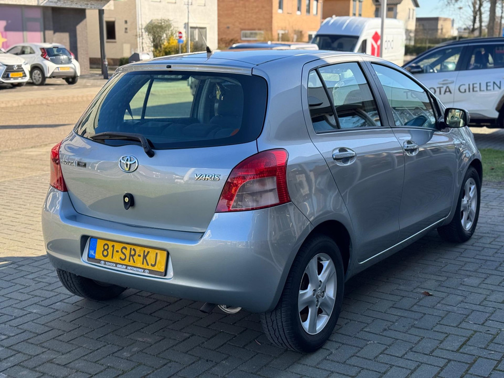 Toyota Yaris 1.3 VVT-I 5DR Luna | Climate control, Lichtmetalen velgen, Centrale deurvergrendeling, Elektrische ramen 51651657-3.jpg | Autobedrijf Gielen