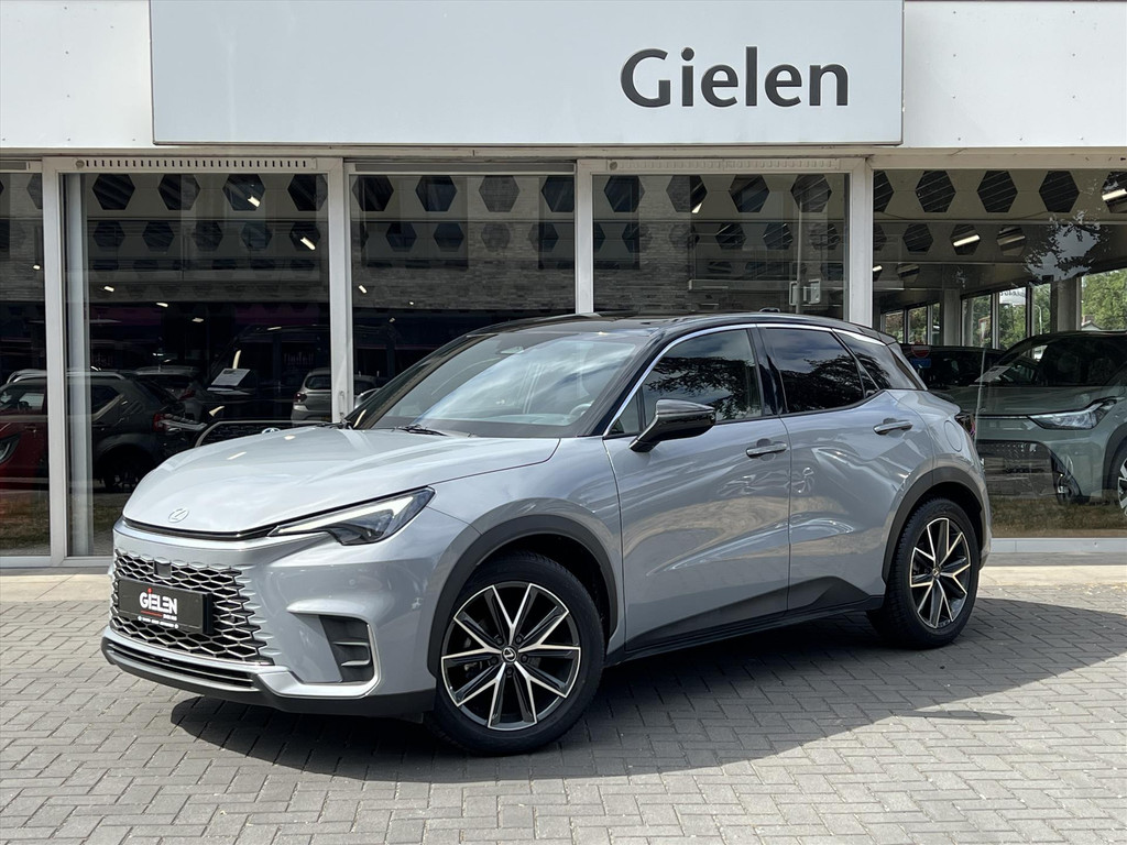 Lexus LBX 1.5 Hybrid Emotion Tech Pack | Leer, Elektrische achterklep, Keyless, Stoel + Stuurverwarming, 18 inch, Privacy glass 51725801-0.jpg | Autobedrijf Gielen