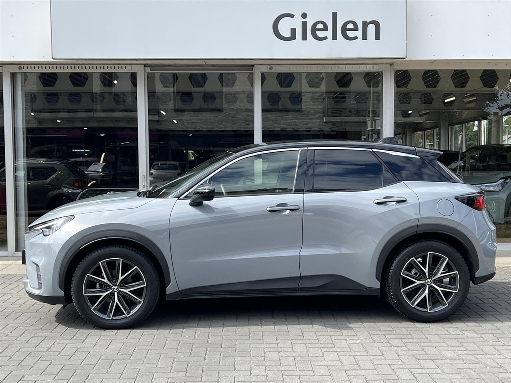 Lexus LBX 1.5 Hybrid Emotion Tech Pack | Leer, Elektrische achterklep, Keyless, Stoel + Stuurverwarming, 18 inch, Privacy glass 51725801-3.jpg | Autobedrijf Gielen
