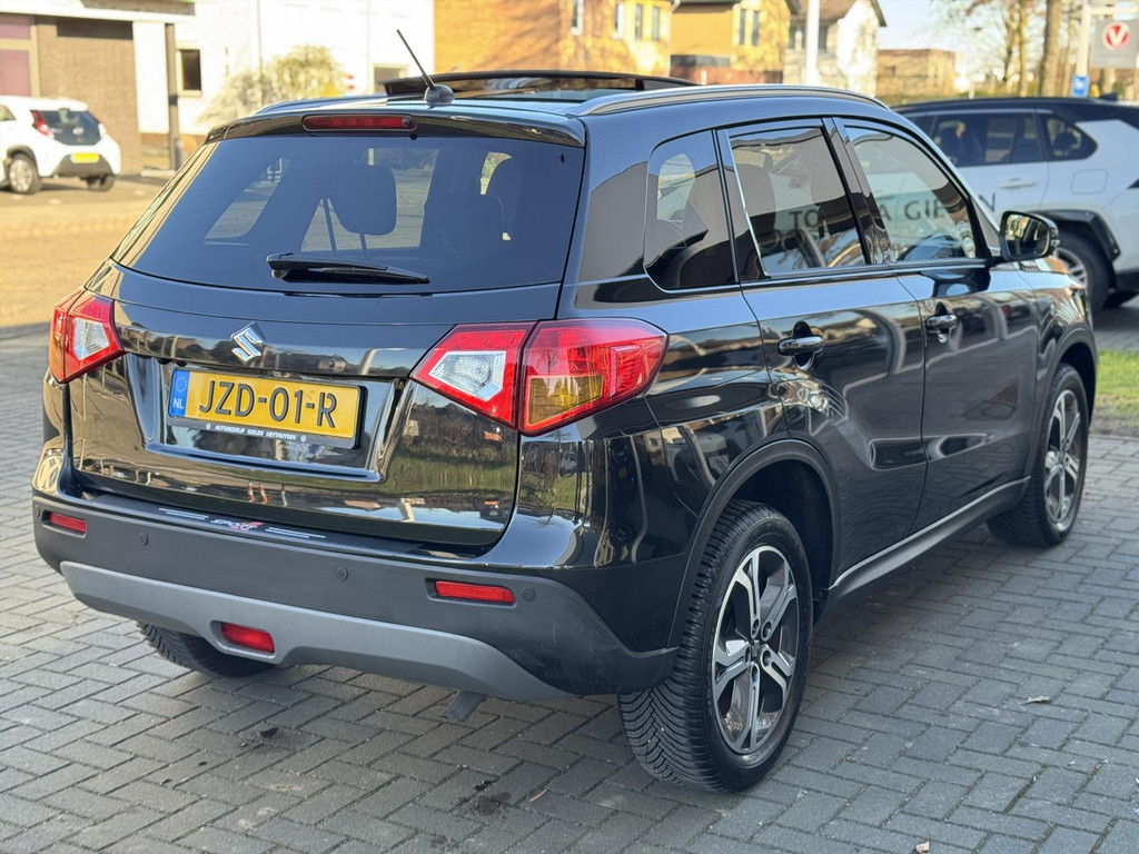 Suzuki Vitara 1.6 VVT 120pk High Executive Automaat | Panoramadak, Stoelverwarming, Navigatie, Adaptive cruise control, Parkeercamera 51752349-3.jpg | Autobedrijf Gielen