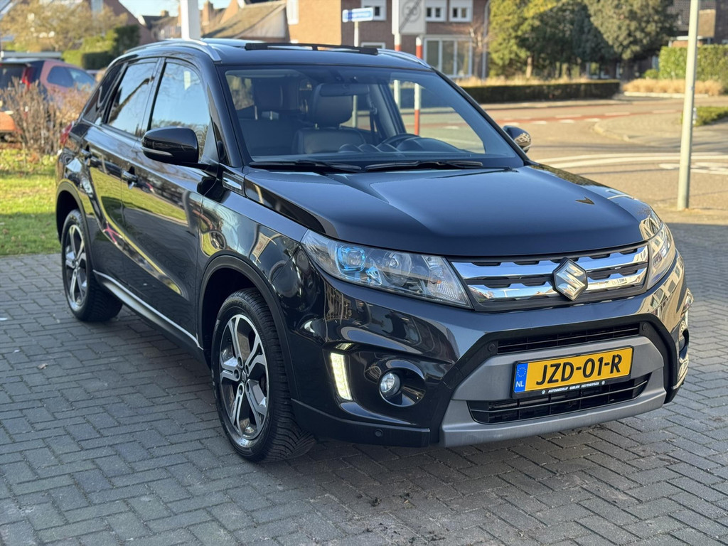 Suzuki Vitara 1.6 VVT 120pk High Executive Automaat | Panoramadak, Stoelverwarming, Navigatie, Adaptive cruise control, Parkeercamera 51752349-4.jpg | Autobedrijf Gielen