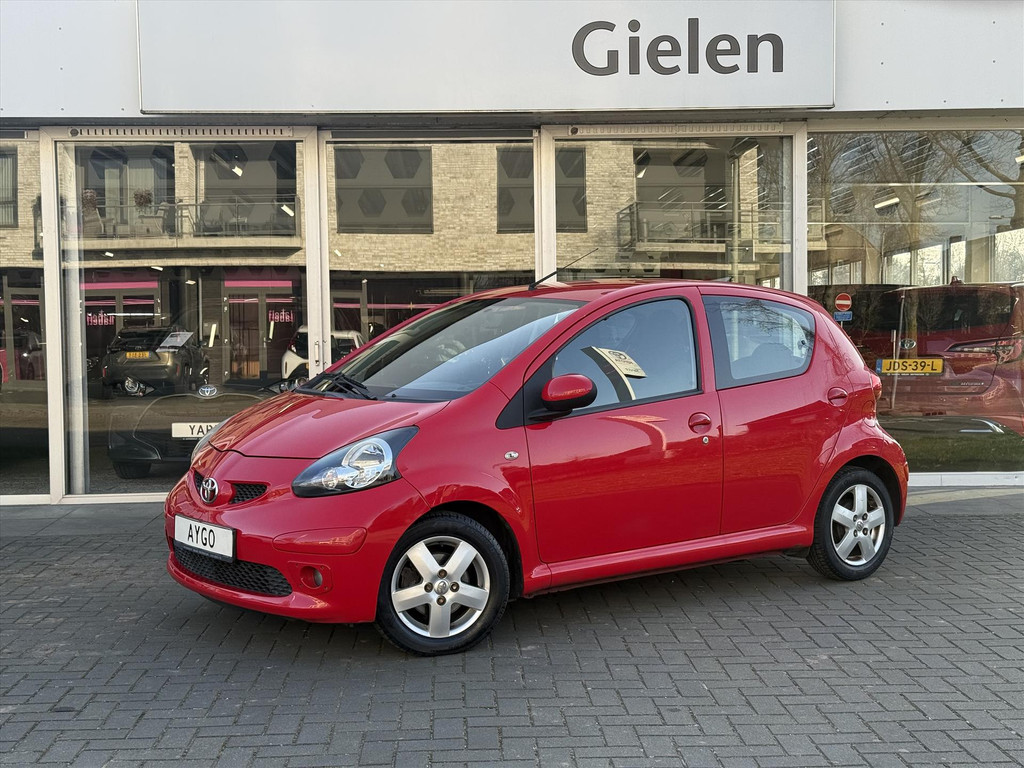 Toyota Aygo 1.0 VVT-I 5DRS Sport | Airconditioning, Lichtmetalen velgen, Elektrische ramen, Centrale deurvergrendeling 51754936-0.jpg | Autobedrijf Gielen