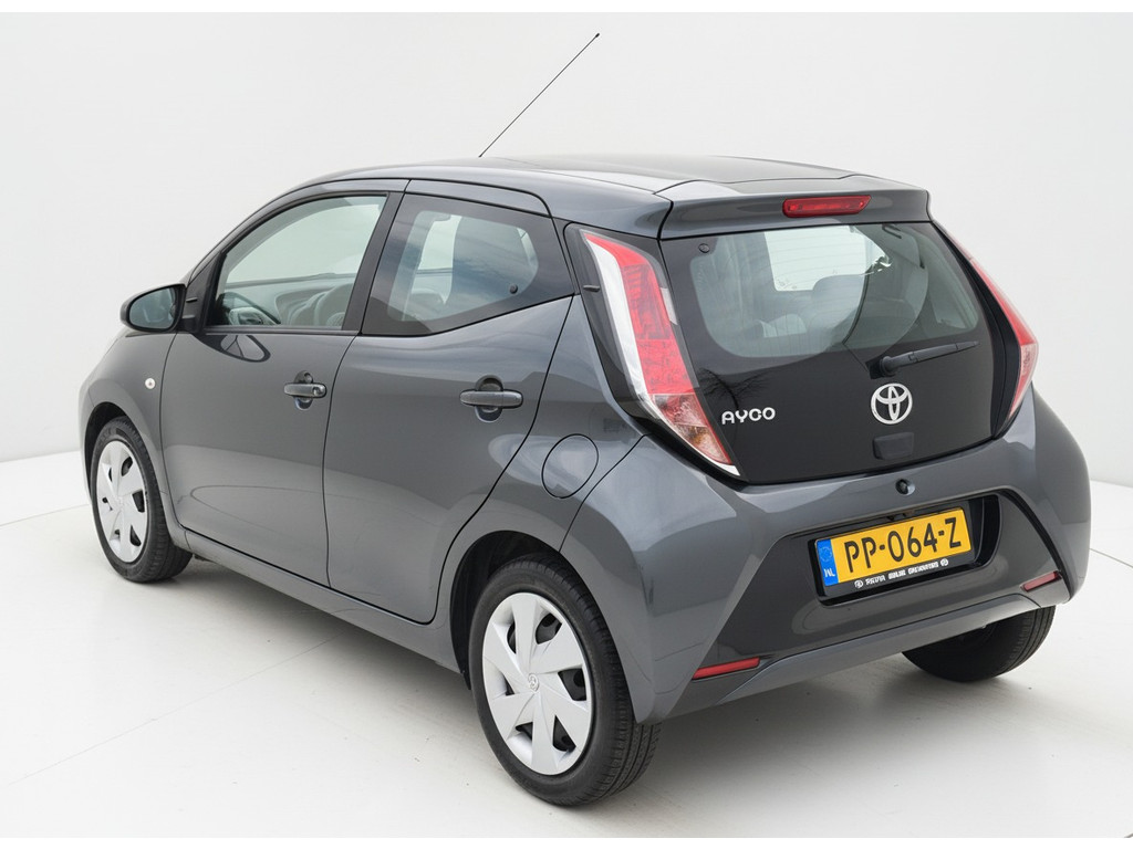 Toyota Aygo 1.0 VVT-i 5D x-play | Eerste eigenaar, Parkeercamera, Bluetooth, In hoogte verstelbare stoel, Airconditioning 51761275-3.jpg | Autobedrijf Gielen