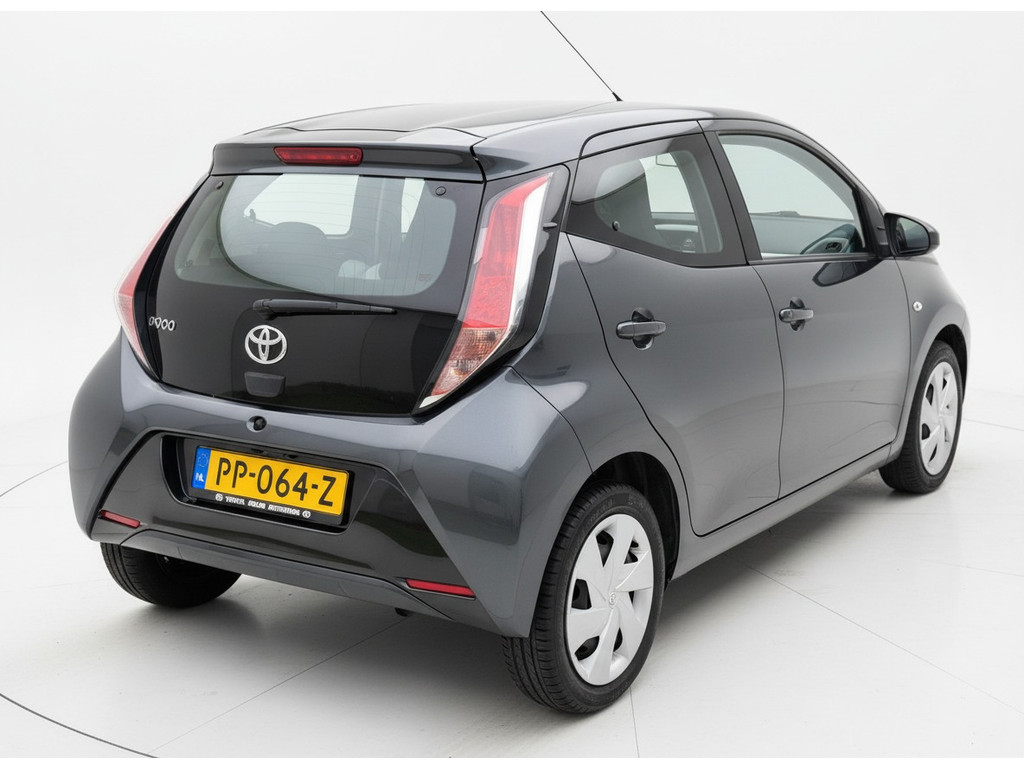 Toyota Aygo 1.0 VVT-i 5D x-play | Eerste eigenaar, Parkeercamera, Bluetooth, In hoogte verstelbare stoel, Airconditioning 51761275-4.jpg | Autobedrijf Gielen