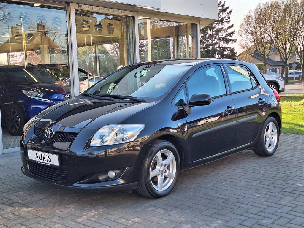 Toyota Auris 1.6 VVT-I Dynamic | Trekhaak, 2e eigenaar, Climate control, Cruise Control, Radio/CD-Speler 51791762-3.jpg | Autobedrijf Gielen